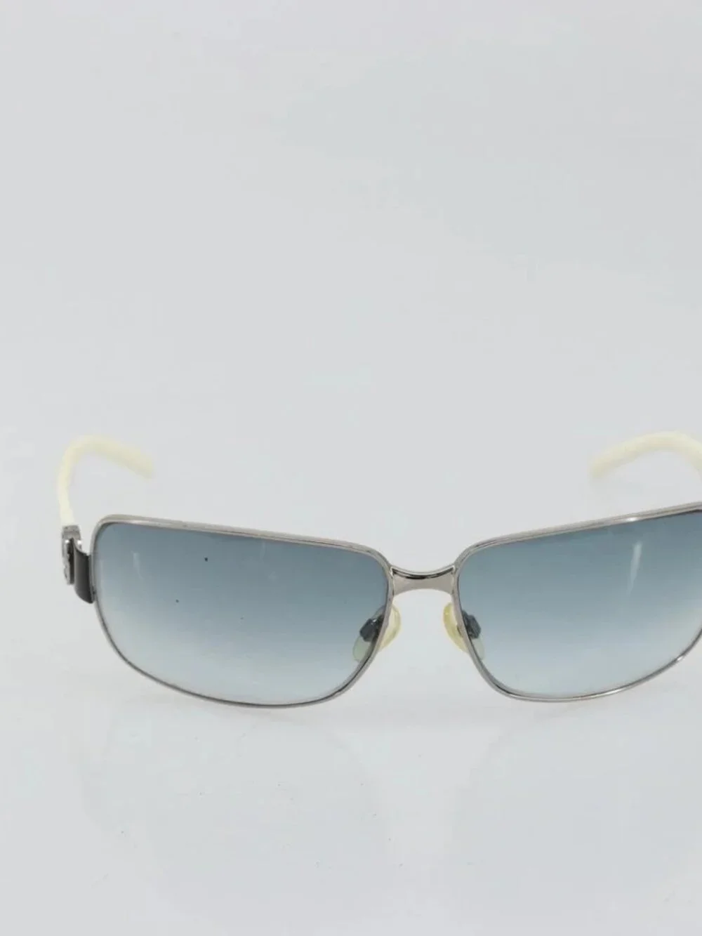 CHANEL Sunglasses plastic White CC Auth 180943